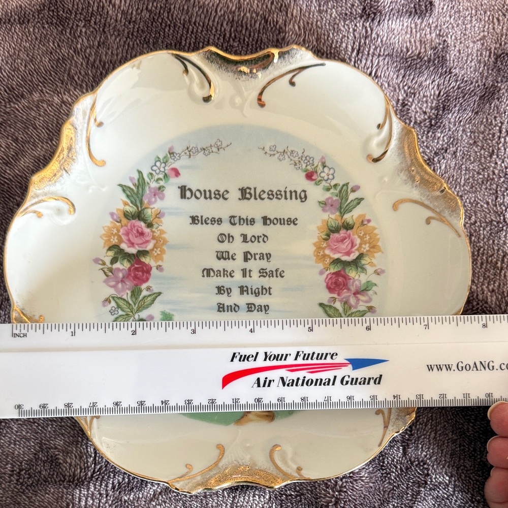 Gold and White Decorative Plate - Picture 5 of 5
